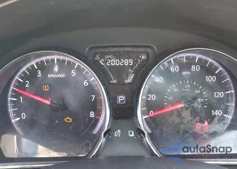 2015 Nissan Versa 1.6 Sv из США, поврежденный, VIN 3N1CN7AP0FL915898